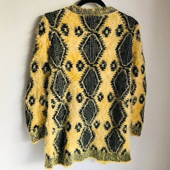 Violetruby Black Yellow Knit long line Eyelash Sweater Size S - Picture 2 of 6